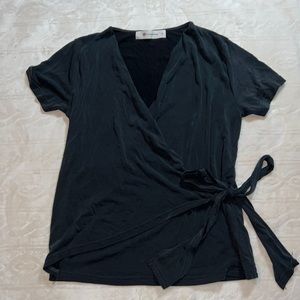 Womens blouse‎